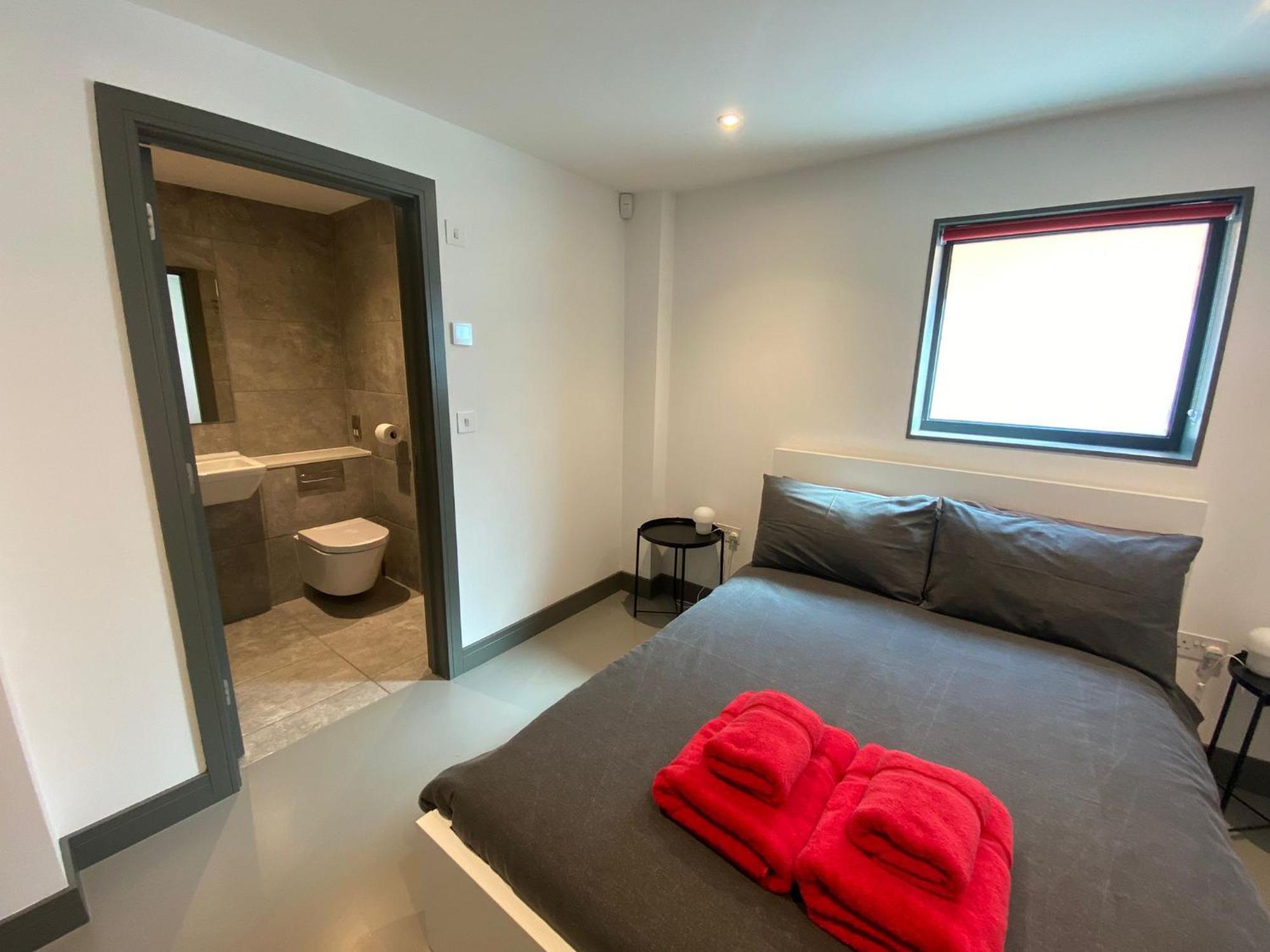 2 The View Apartments Ilfracombe - Seafront, Parking, Lift, Ev エクステリア 写真