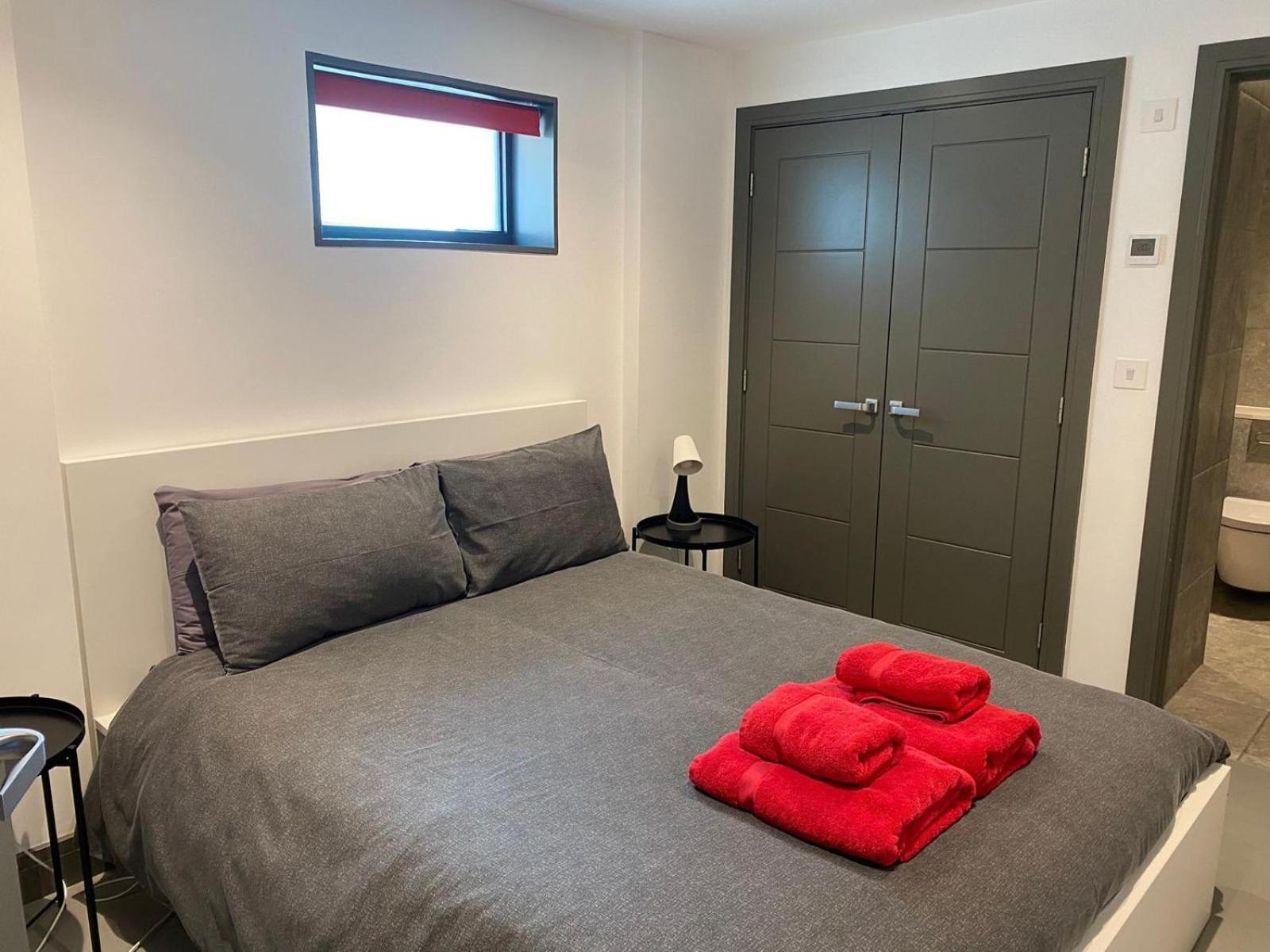 2 The View Apartments Ilfracombe - Seafront, Parking, Lift, Ev エクステリア 写真
